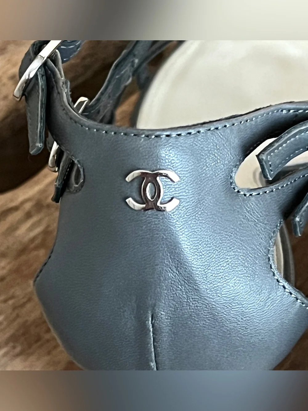 Chanel Grey Leather Strappy Cage Wedge Sandals Heels Shoes 40.5